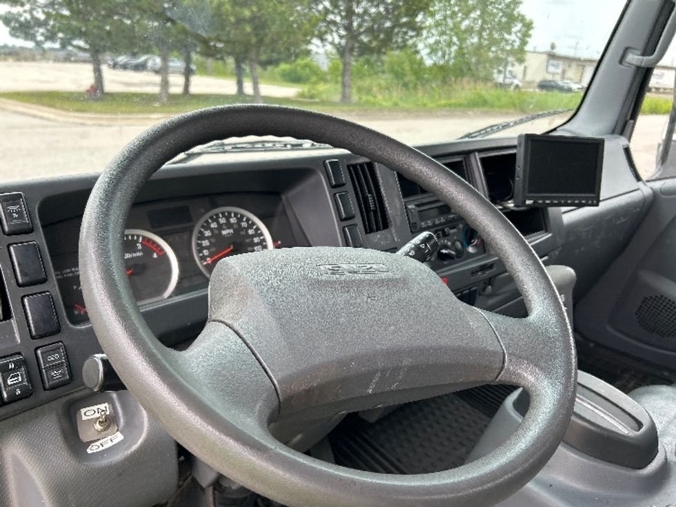Light Duty Box Truck-Light and Medium Duty Trucks-Isuzu-2021-NPR-Saginaw-MI-198,078\n\t\tmiles-$ 24,750 - Image 17