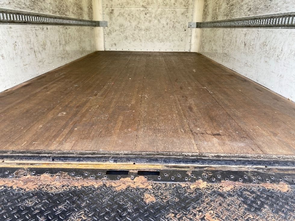 Light Duty Box Truck-Light and Medium Duty Trucks-Isuzu-2021-NPR-Salem-VA-141,990\n\t\tmiles-$ 36,250 - Image 10