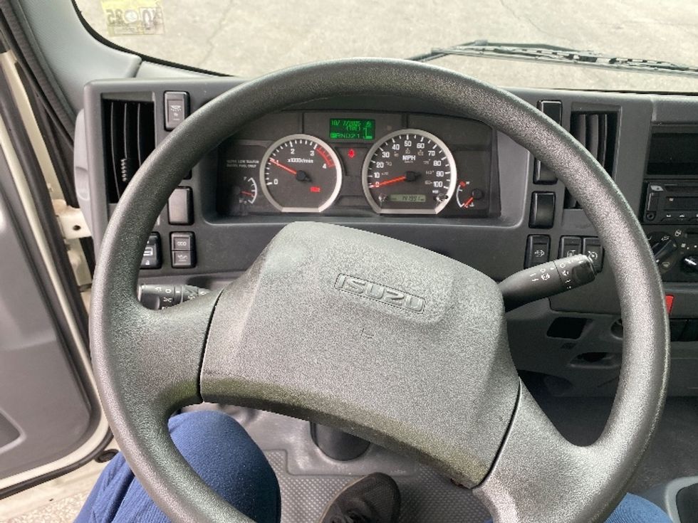 Light Duty Box Truck-Light and Medium Duty Trucks-Isuzu-2021-NPR-Salem-VA-141,990\n\t\tmiles-$ 36,250 - Image 18