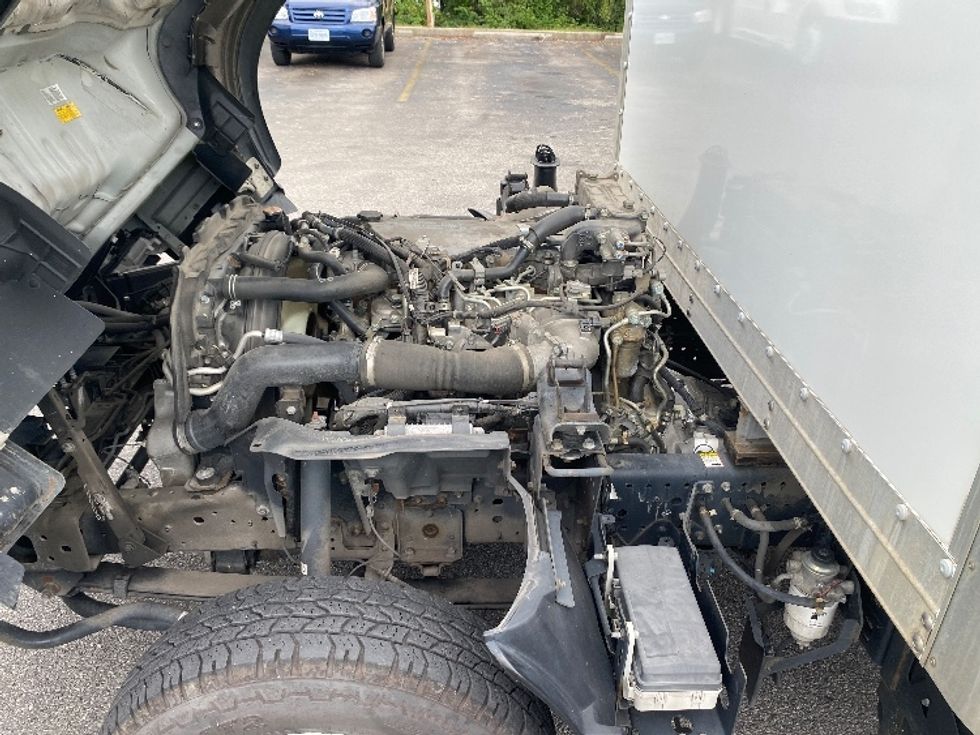 Light Duty Box Truck-Light and Medium Duty Trucks-Isuzu-2021-NPR-Salem-VA-141,990\n\t\tmiles-$ 36,250 - Image 24