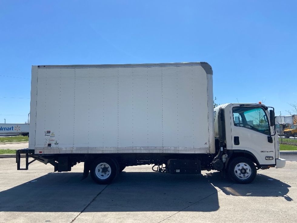 Light Duty Box Truck-Light and Medium Duty Trucks-Isuzu-2021-NPR-San Antonio-TX-131,161\n\t\tmiles-$ 40,500 - Image 14