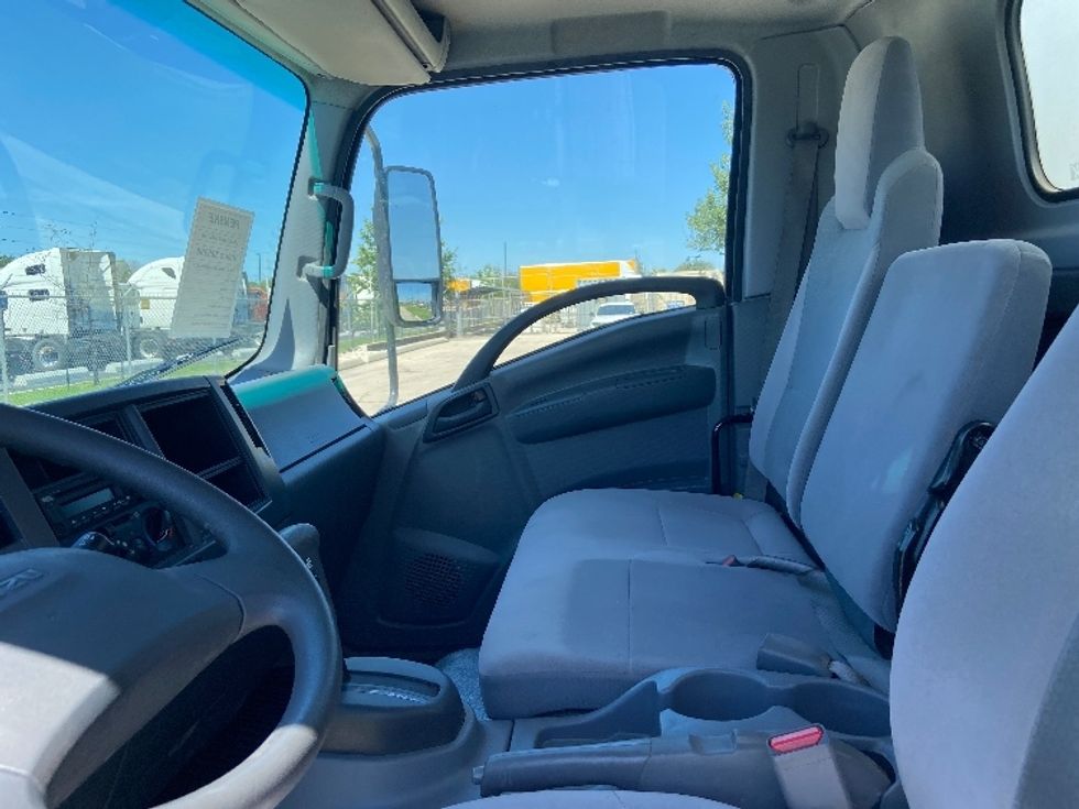 Light Duty Box Truck-Light and Medium Duty Trucks-Isuzu-2021-NPR-San Antonio-TX-131,161\n\t\tmiles-$ 40,500 - Image 18