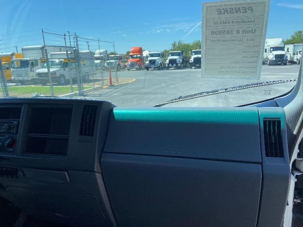 Light Duty Box Truck-Light and Medium Duty Trucks-Isuzu-2021-NPR-San Antonio-TX-131,161\n\t\tmiles-$ 40,500 - Image 20