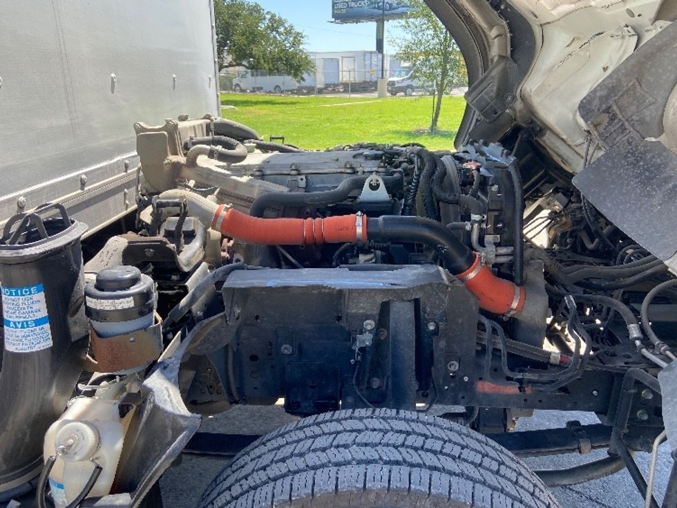 Light Duty Box Truck-Light and Medium Duty Trucks-Isuzu-2021-NPR-San Antonio-TX-131,161\n\t\tmiles-$ 40,500 - Image 22
