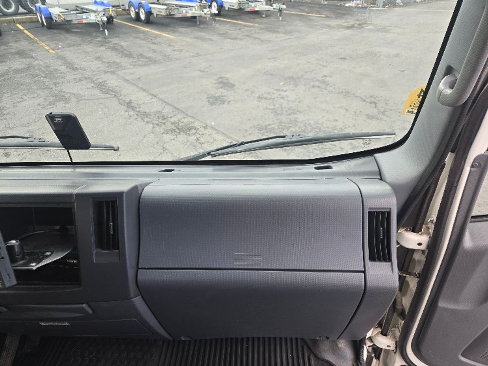 Light Duty Box Truck-Light and Medium Duty Trucks-Isuzu-2021-NPR-Spokane Valley-WA-116,400\n\t\tmiles-$ 44,000 - Image 21