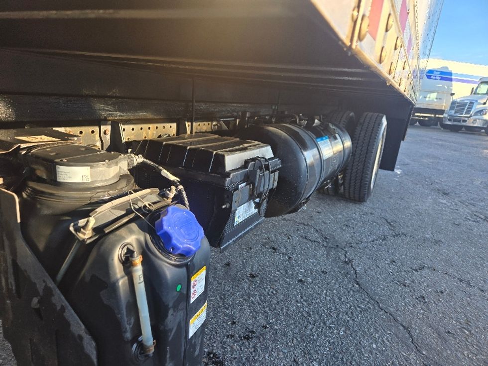 Light Duty Box Truck-Light and Medium Duty Trucks-Isuzu-2021-NPR-Spokane Valley-WA-116,400\n\t\tmiles-$ 44,000 - Image 5