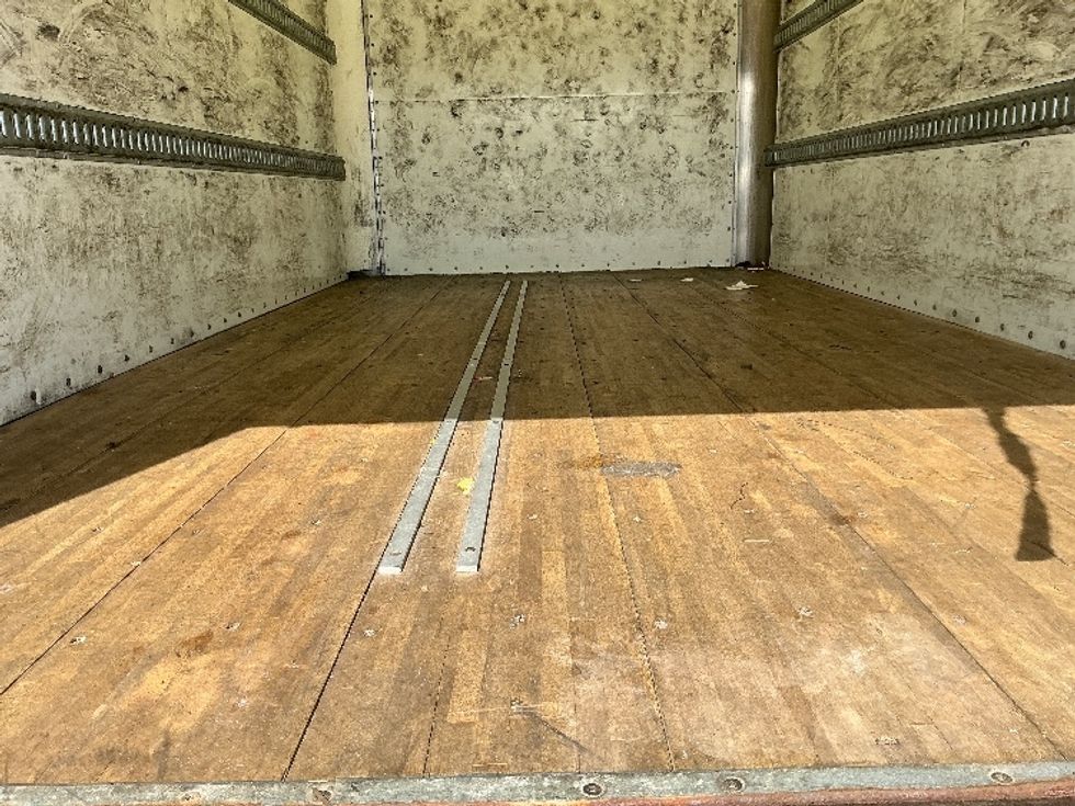 Light Duty Box Truck-Light and Medium Duty Trucks-Isuzu-2021-NPR-Springfield-MA-204,727\n\t\tmiles-$ 24,750 - Image 10