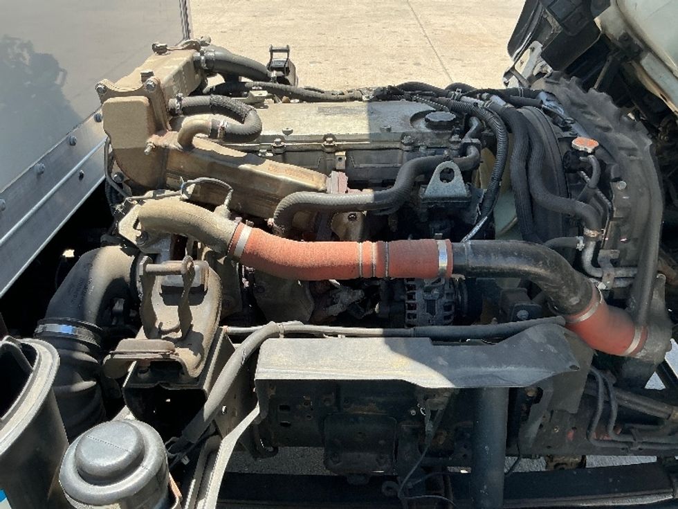 Light Duty Box Truck-Light and Medium Duty Trucks-Isuzu-2021-NPR-Springfield-MA-204,727\n\t\tmiles-$ 24,750 - Image 23
