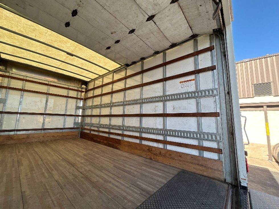 Light Duty Box Truck-Light and Medium Duty Trucks-Isuzu-2021-NPR-Springfield-MO-118,662\n\t\tmiles-$ 43,750 - Image 12