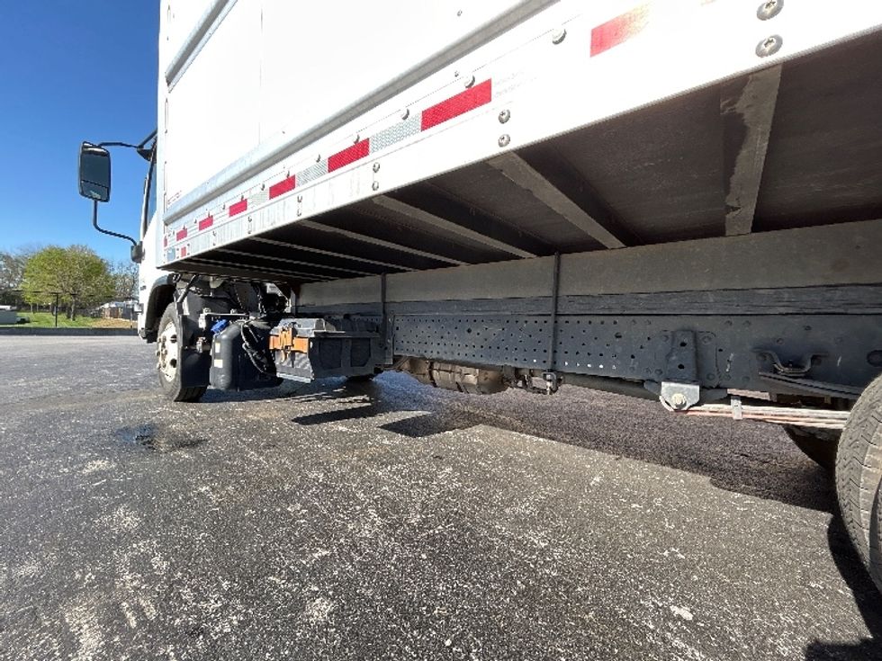Light Duty Box Truck-Light and Medium Duty Trucks-Isuzu-2021-NPR-Springfield-MO-118,662\n\t\tmiles-$ 43,750 - Image 5