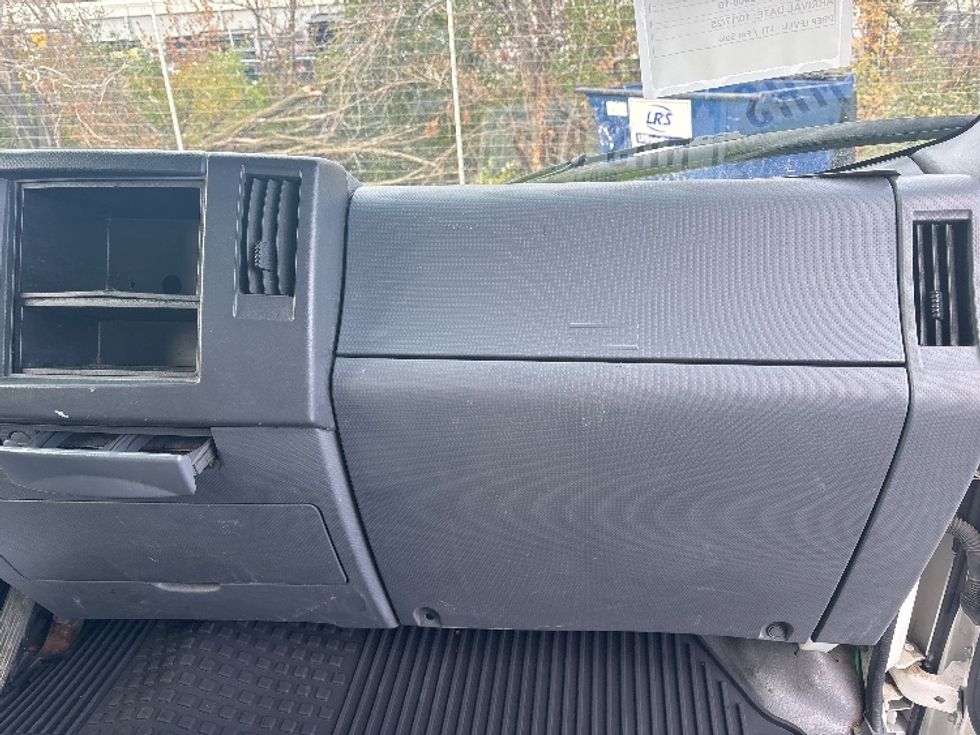 Light Duty Box Truck-Light and Medium Duty Trucks-Isuzu-2021-NPR-Sturtevant-WI-120,973\n\t\tmiles-$ 36,500 - Image 20