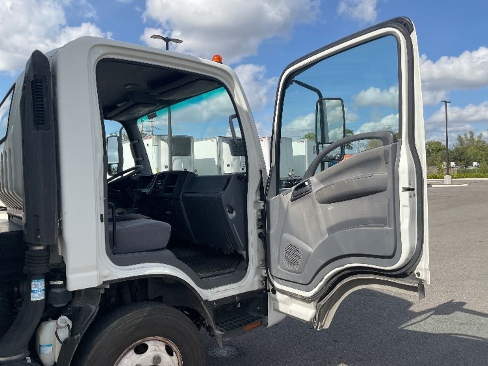 Light Duty Box Truck-Light and Medium Duty Trucks-Isuzu-2021-NPR-Tampa-FL-88,479\n\t\tmiles-$ 45,750 - Image 20