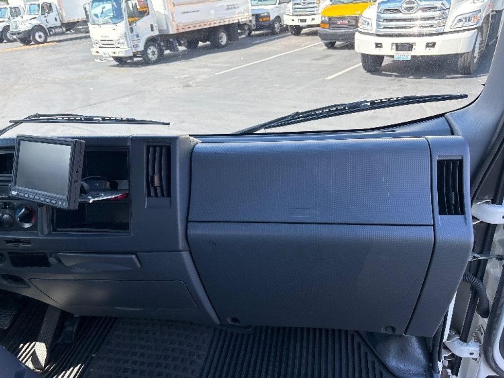 Light Duty Box Truck-Light and Medium Duty Trucks-Isuzu-2021-NPR-Tukwila-WA-34,252\n\t\tmiles-$ 53,500 - Image 21