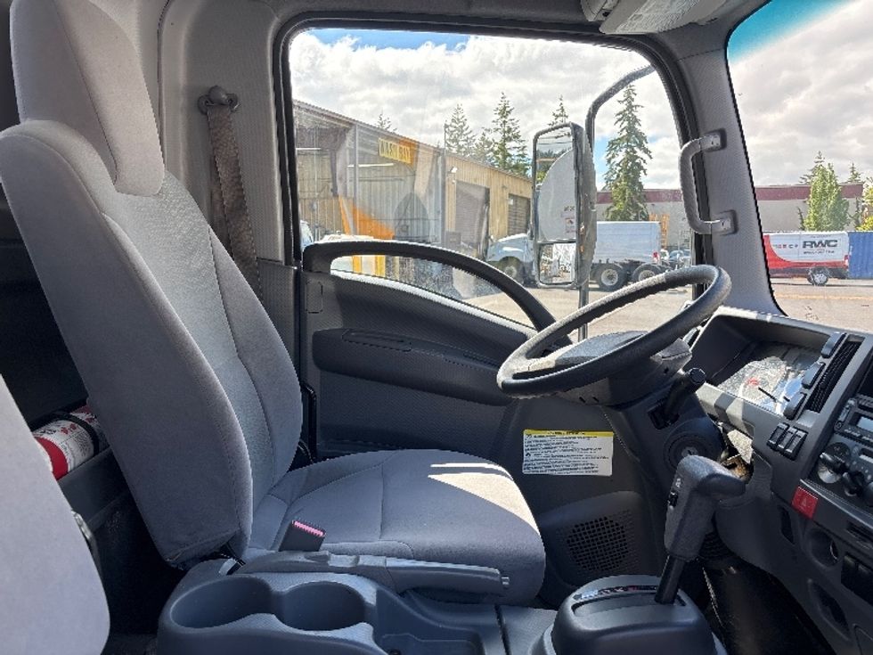 Light Duty Box Truck-Light and Medium Duty Trucks-Isuzu-2021-NPR-Tukwila-WA-34,252\n\t\tmiles-$ 53,500 - Image 22