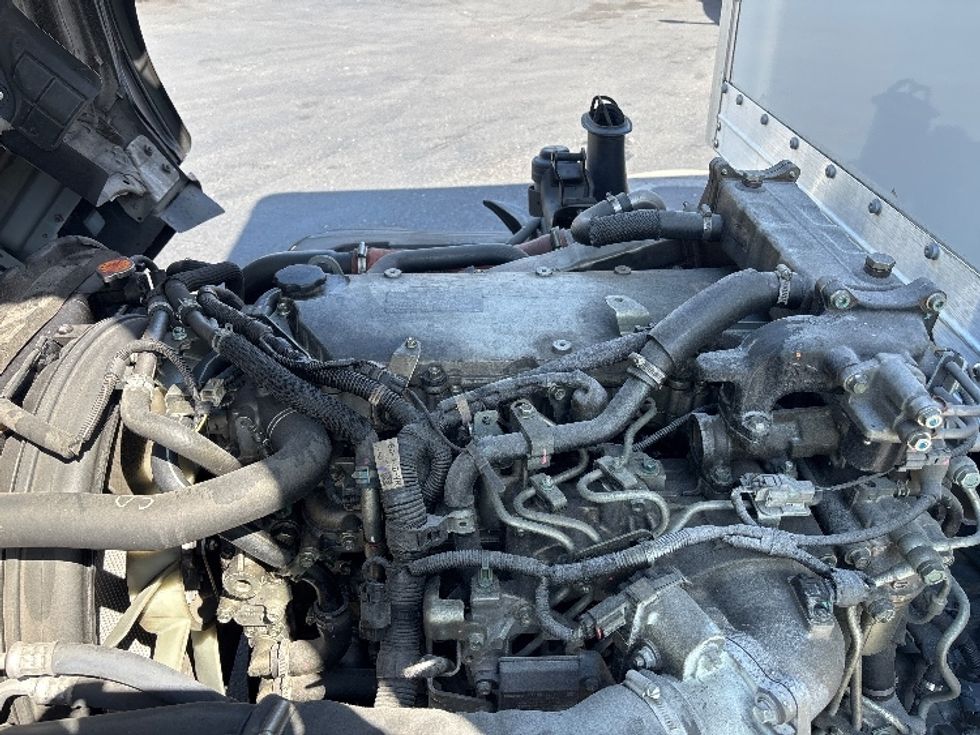 Light Duty Box Truck-Light and Medium Duty Trucks-Isuzu-2021-NPR-Tukwila-WA-34,252\n\t\tmiles-$ 53,500 - Image 24