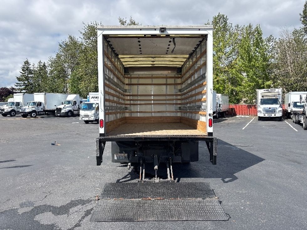 Light Duty Box Truck-Light and Medium Duty Trucks-Isuzu-2021-NPR-Tukwila-WA-34,252\n\t\tmiles-$ 53,500 - Image 9
