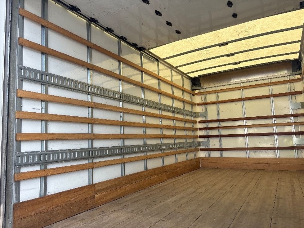Light Duty Box Truck-Light and Medium Duty Trucks-Isuzu-2021-NPR-Tukwila-WA-36,754\n\t\tmiles-$ 53,000 - Image 11