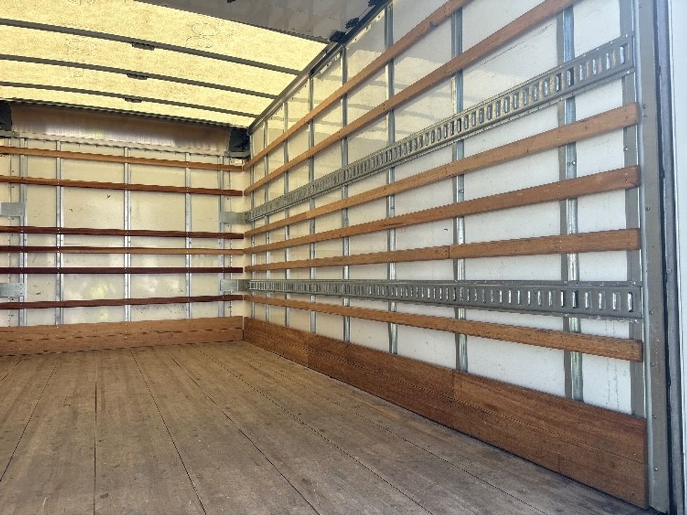 Light Duty Box Truck-Light and Medium Duty Trucks-Isuzu-2021-NPR-Tukwila-WA-36,754\n\t\tmiles-$ 53,000 - Image 12