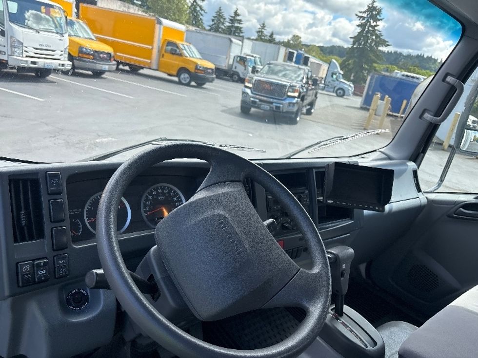 Light Duty Box Truck-Light and Medium Duty Trucks-Isuzu-2021-NPR-Tukwila-WA-36,754\n\t\tmiles-$ 53,000 - Image 17