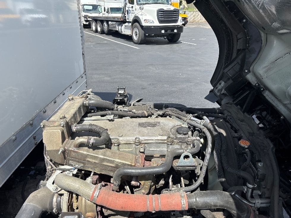 Light Duty Box Truck-Light and Medium Duty Trucks-Isuzu-2021-NPR-Tukwila-WA-36,754\n\t\tmiles-$ 53,000 - Image 23