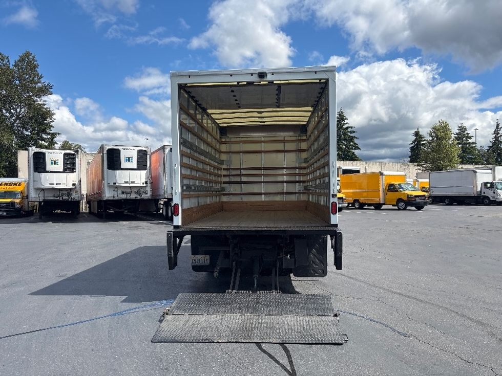 Light Duty Box Truck-Light and Medium Duty Trucks-Isuzu-2021-NPR-Tukwila-WA-36,754\n\t\tmiles-$ 53,000 - Image 9
