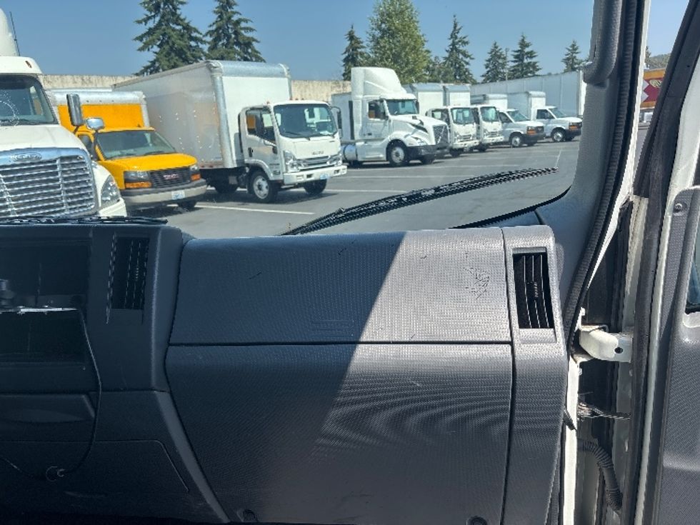 Light Duty Box Truck-Light and Medium Duty Trucks-Isuzu-2021-NPR-Tukwila-WA-48,396\n\t\tmiles-$ 50,250 - Image 21