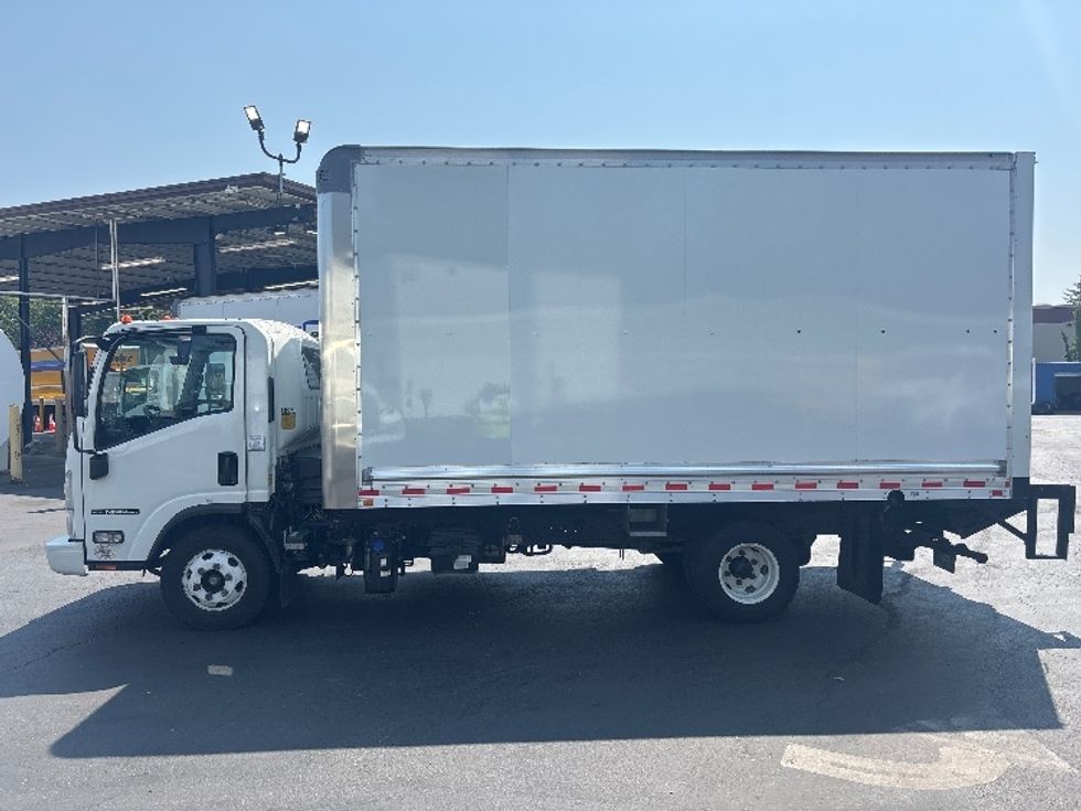 Light Duty Box Truck-Light and Medium Duty Trucks-Isuzu-2021-NPR-Tukwila-WA-48,396\n\t\tmiles-$ 50,250 - Image 4