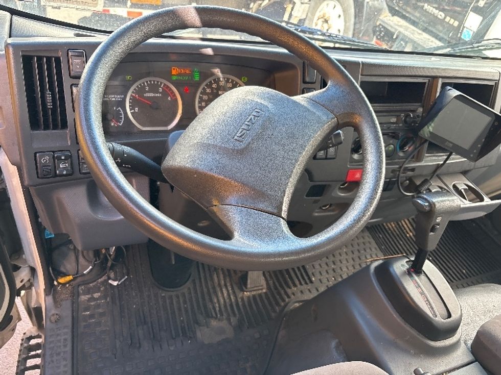 Light Duty Box Truck-Light and Medium Duty Trucks-Isuzu-2021-NPR-West Babylon-NY-130,680\n\t\tmiles-$ 36,500 - Image 17