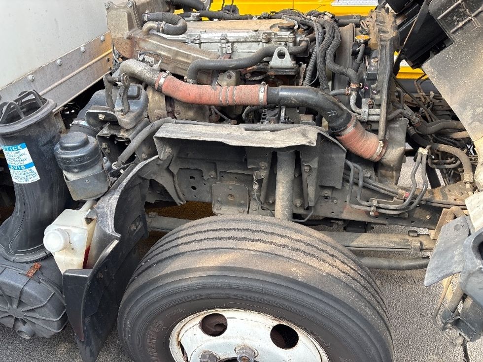 Light Duty Box Truck-Light and Medium Duty Trucks-Isuzu-2021-NPR-West Babylon-NY-130,680\n\t\tmiles-$ 36,500 - Image 22