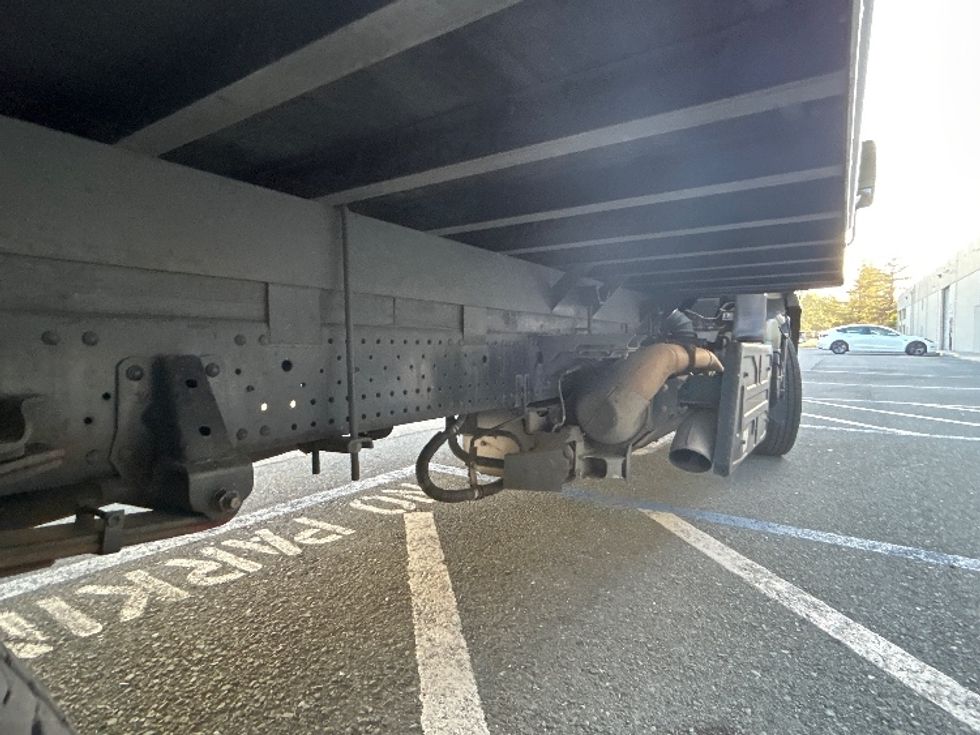 Light Duty Box Truck-Light and Medium Duty Trucks-Isuzu-2021-NPR-West Sacramento-CA-114,493\n\t\tmiles-$ 43,750 - Image 14