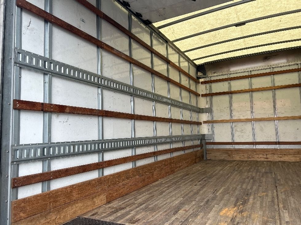 Light Duty Box Truck-Light and Medium Duty Trucks-Isuzu-2021-NPR-West Sacramento-CA-92,671\n\t\tmiles-$ 47,000 - Image 11