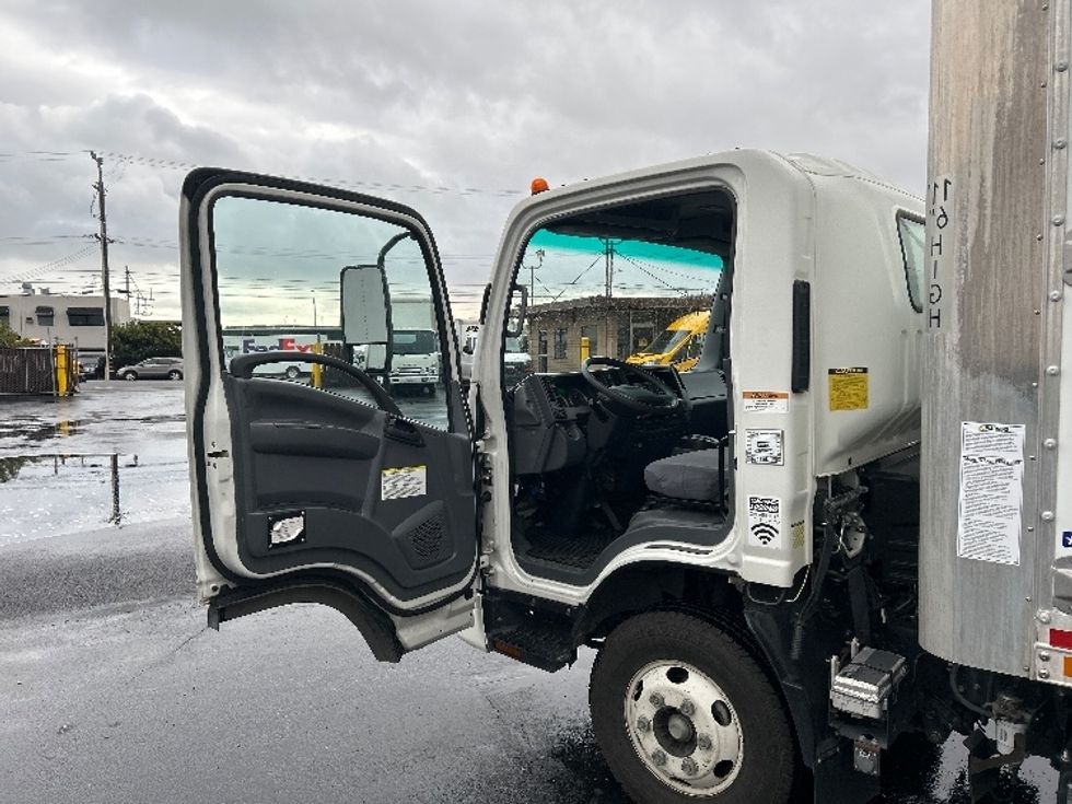 Light Duty Box Truck-Light and Medium Duty Trucks-Isuzu-2021-NPR-West Sacramento-CA-92,671\n\t\tmiles-$ 47,000 - Image 16