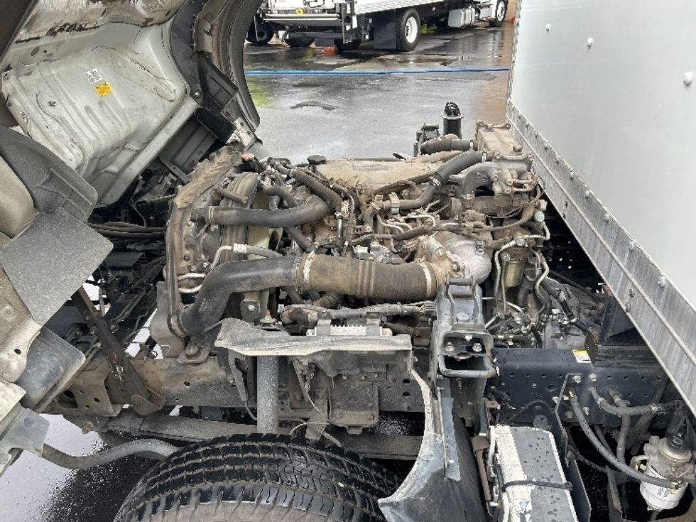 Light Duty Box Truck-Light and Medium Duty Trucks-Isuzu-2021-NPR-West Sacramento-CA-92,671\n\t\tmiles-$ 47,000 - Image 24