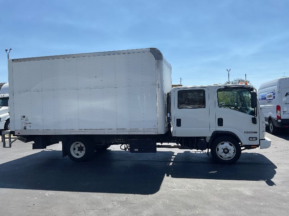 Light Duty Box Truck-Light and Medium Duty Trucks-Isuzu-2021-NPRXD-Saint Petersburg-FL-76,100\n\t\tmiles-$ 59,250 - Image 15