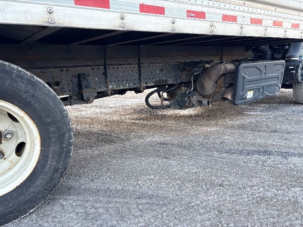 Light Duty Box Truck-Light and Medium Duty Trucks-Isuzu-2022-NPR-Albany-NY-175,284\n\t\tmiles-$ 29,500 - Image 14