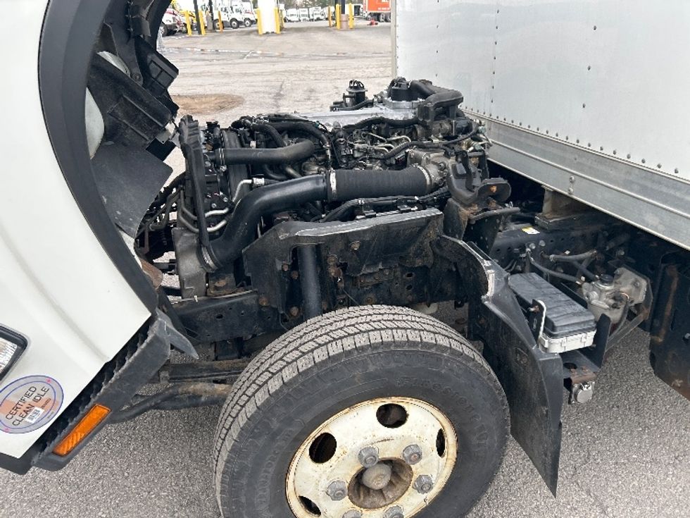 Light Duty Box Truck-Light and Medium Duty Trucks-Isuzu-2022-NPR-Albany-NY-175,284\n\t\tmiles-$ 29,500 - Image 22