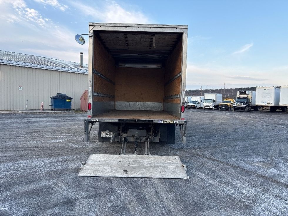 Light Duty Box Truck-Light and Medium Duty Trucks-Isuzu-2022-NPR-Albany-NY-175,284\n\t\tmiles-$ 29,500 - Image 9