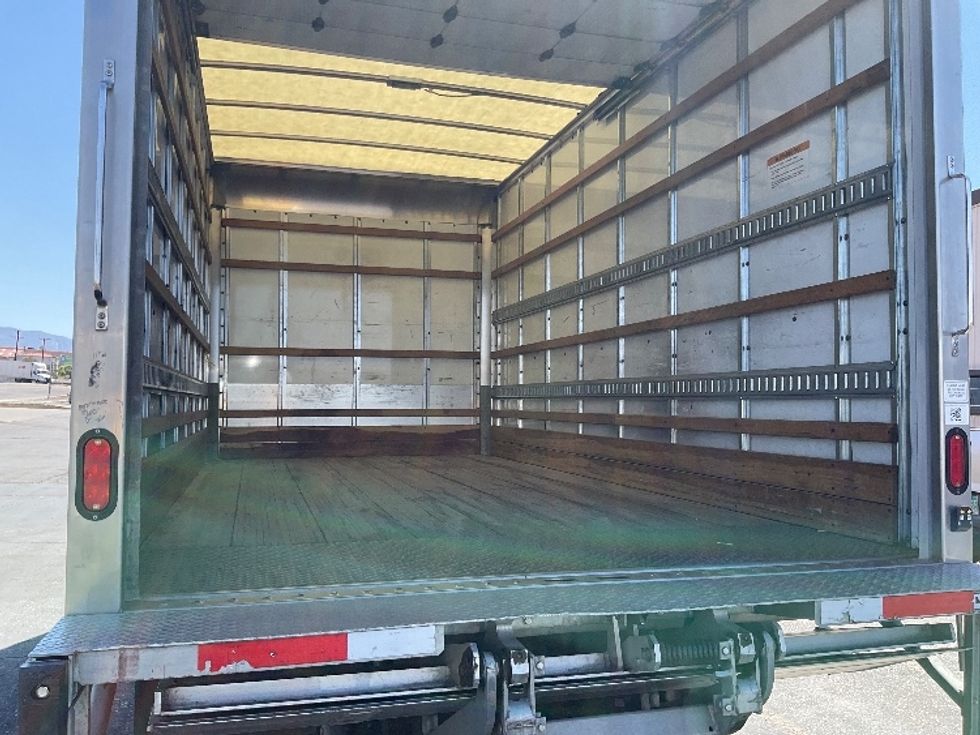 Light Duty Box Truck-Light and Medium Duty Trucks-Isuzu-2022-NPR-Albuquerque-NM-123,000\n\t\tmiles-$ 48,500 - Image 12