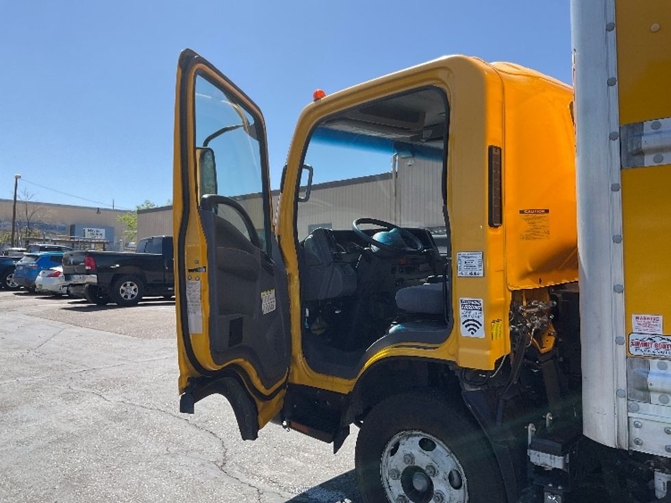 Light Duty Box Truck-Light and Medium Duty Trucks-Isuzu-2022-NPR-Albuquerque-NM-123,000\n\t\tmiles-$ 48,500 - Image 16