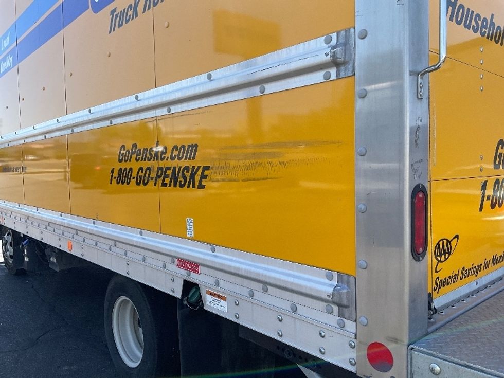 Light Duty Box Truck-Light and Medium Duty Trucks-Isuzu-2022-NPR-Albuquerque-NM-123,000\n\t\tmiles-$ 48,500 - Image 28