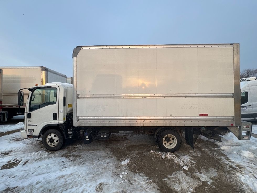 Light Duty Box Truck-Light and Medium Duty Trucks-Isuzu-2022-NPR-Baltimore-MD-39,210\n\t\tmiles-$ 54,250 - Image 4