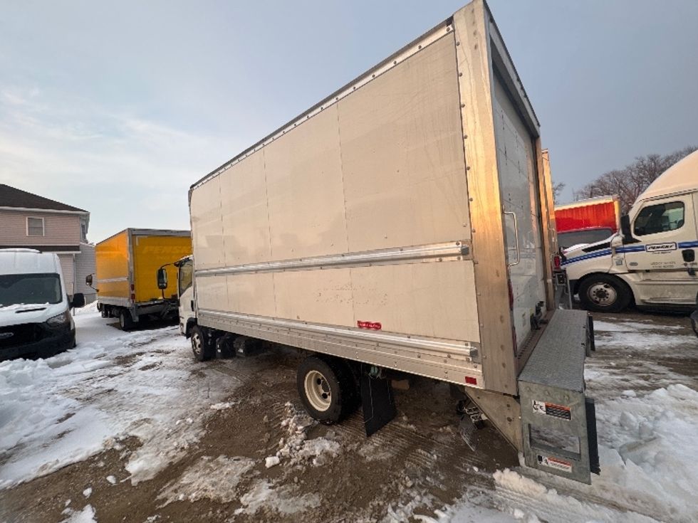 Light Duty Box Truck-Light and Medium Duty Trucks-Isuzu-2022-NPR-Baltimore-MD-39,210\n\t\tmiles-$ 54,250 - Image 6