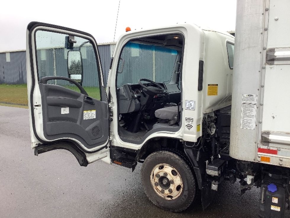 Light Duty Box Truck-Light and Medium Duty Trucks-Isuzu-2022-NPR-Billings-MT-106,486\n\t\tmiles-$ 47,750 - Image 16
