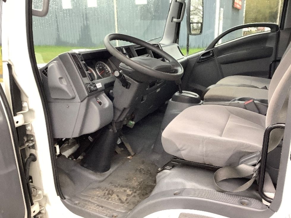 Light Duty Box Truck-Light and Medium Duty Trucks-Isuzu-2022-NPR-Billings-MT-106,486\n\t\tmiles-$ 47,750 - Image 17