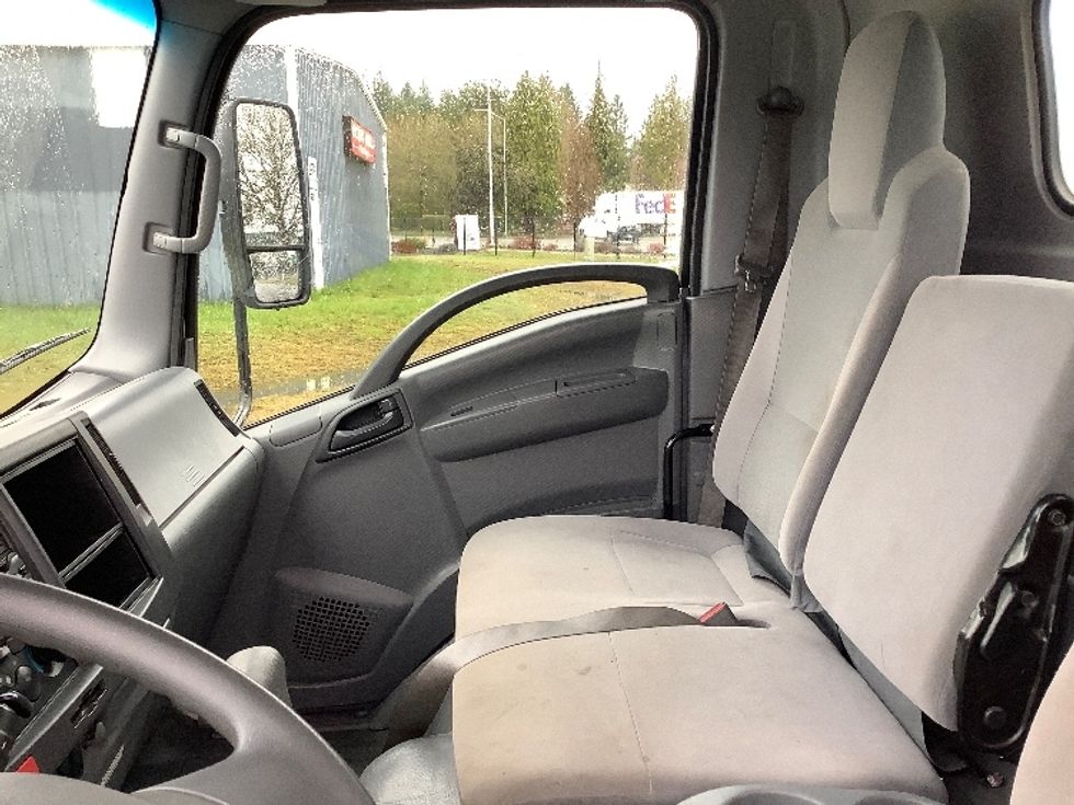 Light Duty Box Truck-Light and Medium Duty Trucks-Isuzu-2022-NPR-Billings-MT-106,486\n\t\tmiles-$ 47,750 - Image 19