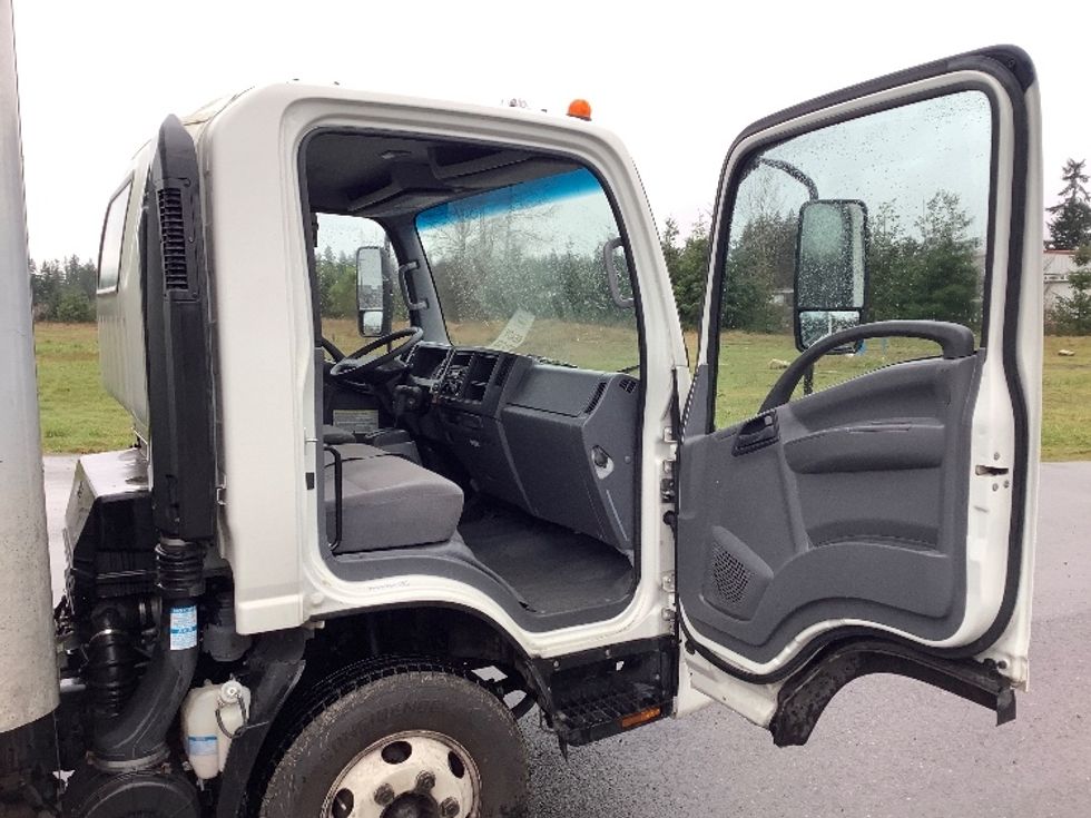 Light Duty Box Truck-Light and Medium Duty Trucks-Isuzu-2022-NPR-Billings-MT-106,486\n\t\tmiles-$ 47,750 - Image 20