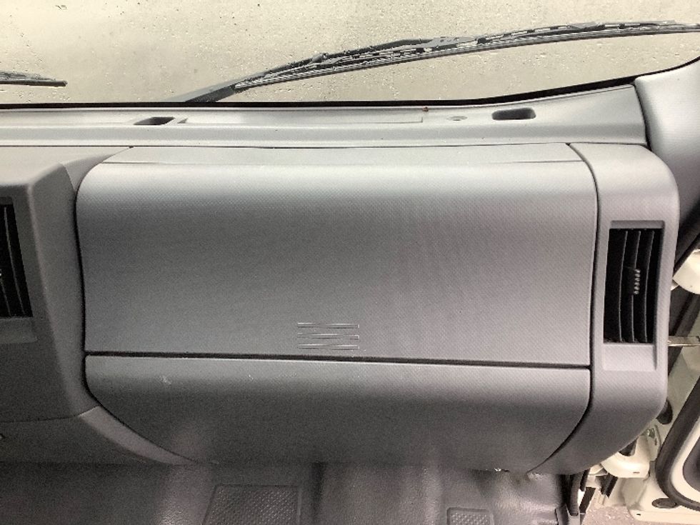 Light Duty Box Truck-Light and Medium Duty Trucks-Isuzu-2022-NPR-Billings-MT-106,486\n\t\tmiles-$ 47,750 - Image 21