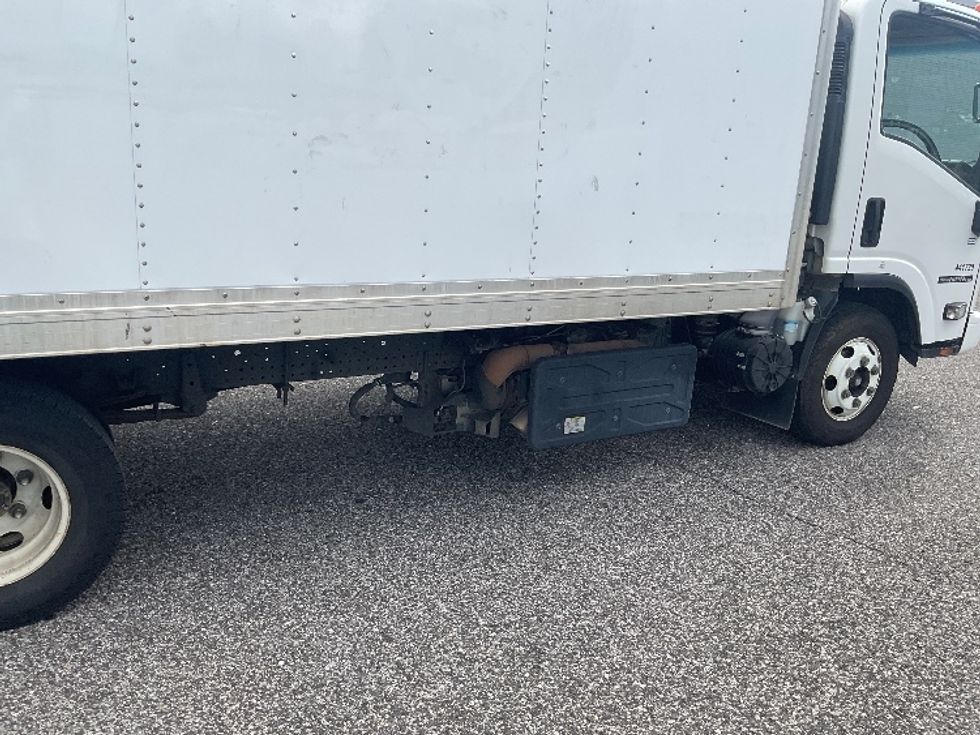 Light Duty Box Truck-Light and Medium Duty Trucks-Isuzu-2022-NPR-Birmingham-AL-184,572\n\t\tmiles-$ 30,750 - Image 14