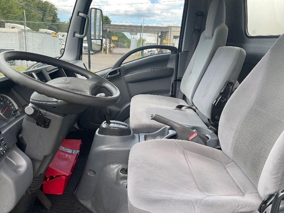 Light Duty Box Truck-Light and Medium Duty Trucks-Isuzu-2022-NPR-Birmingham-AL-184,572\n\t\tmiles-$ 30,750 - Image 19