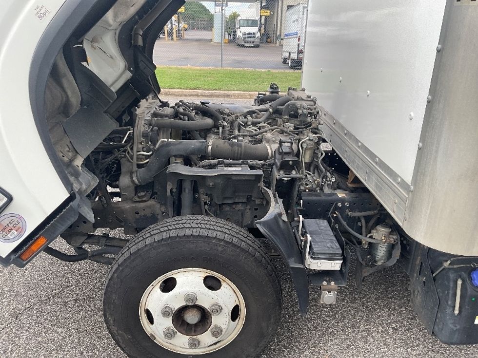 Light Duty Box Truck-Light and Medium Duty Trucks-Isuzu-2022-NPR-Birmingham-AL-184,572\n\t\tmiles-$ 30,750 - Image 24